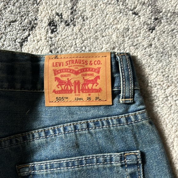 Levi's 505 Boys Jeans Regular 26 x 26 Dark Blue Adjustable Waist Straight Leg - Picture 2 of 2